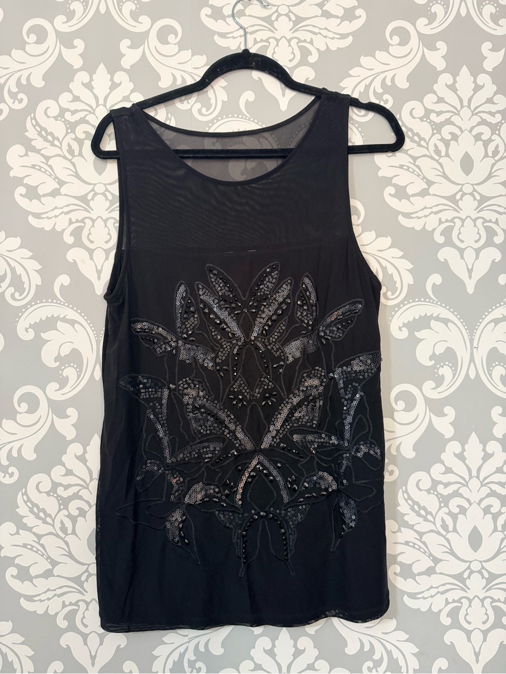 💫4/$25 • Reitmans Black Sleeveless Embellished Tank Top